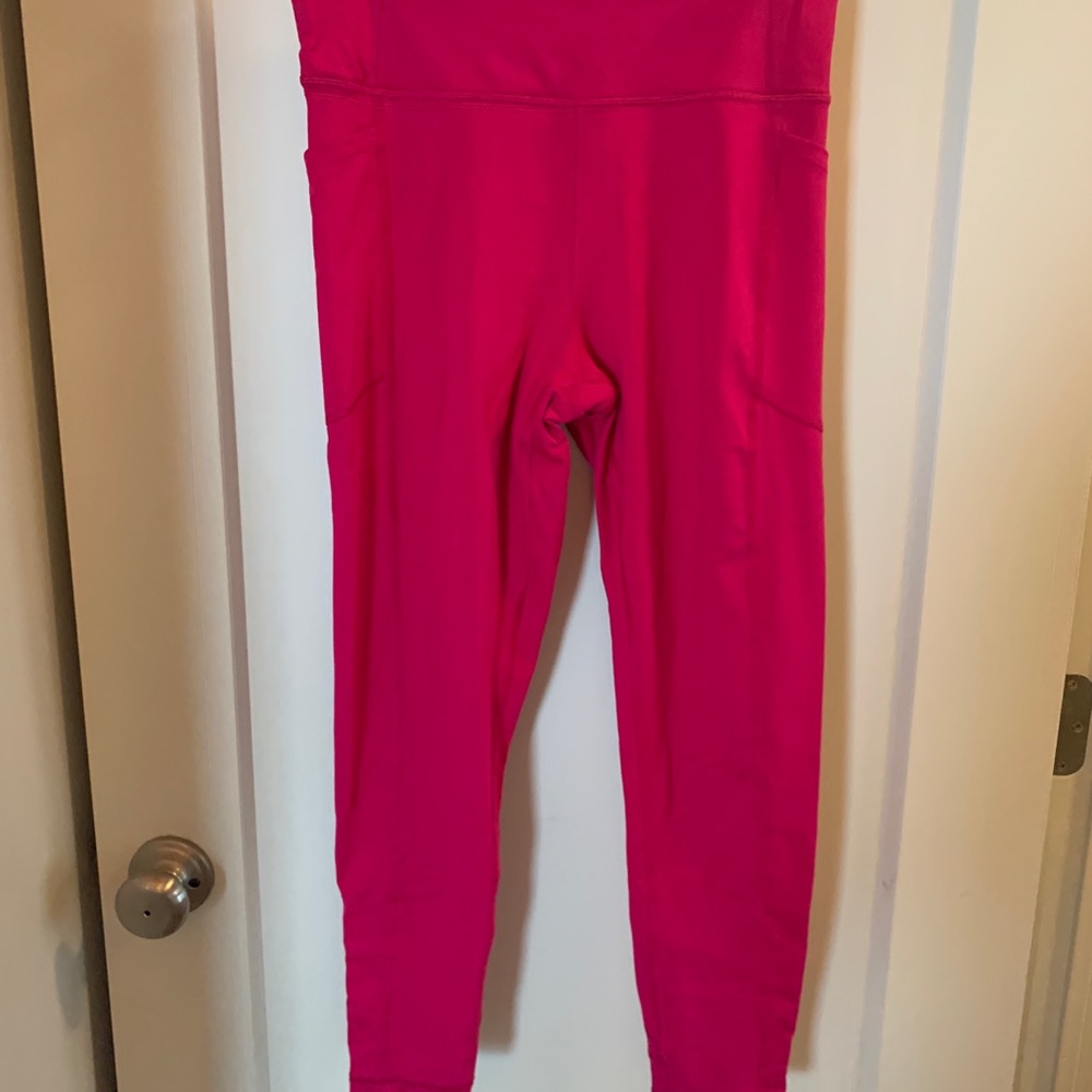 Victoria’s Secret Bright Pink Legging, Size 10.